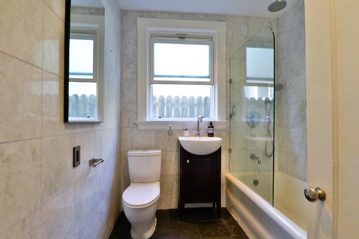 Detail Gallery Image 10 of 35 For 1561 Euclid Ave #1,  Berkeley,  CA 94708 - 2 Beds | 1 Baths