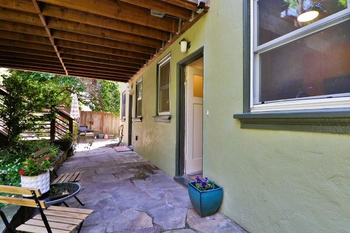 Detail Gallery Image 29 of 35 For 1561 Euclid Ave #1,  Berkeley,  CA 94708 - 2 Beds | 1 Baths