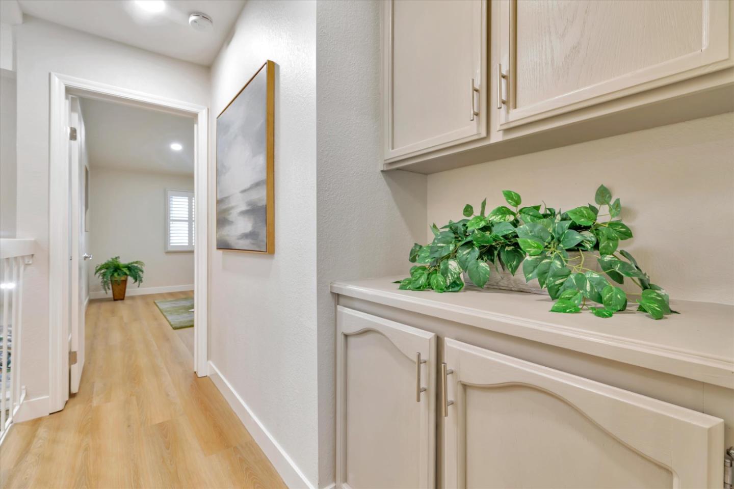 Detail Gallery Image 23 of 52 For 584 Folsom Cir, Milpitas,  CA 95035 - 2 Beds | 2/1 Baths