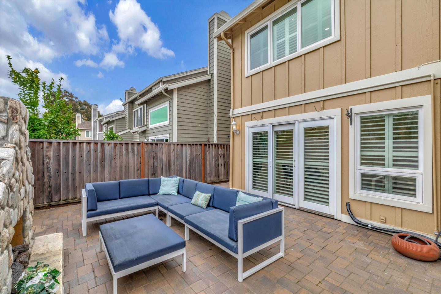 Detail Gallery Image 43 of 52 For 584 Folsom Cir, Milpitas,  CA 95035 - 2 Beds | 2/1 Baths