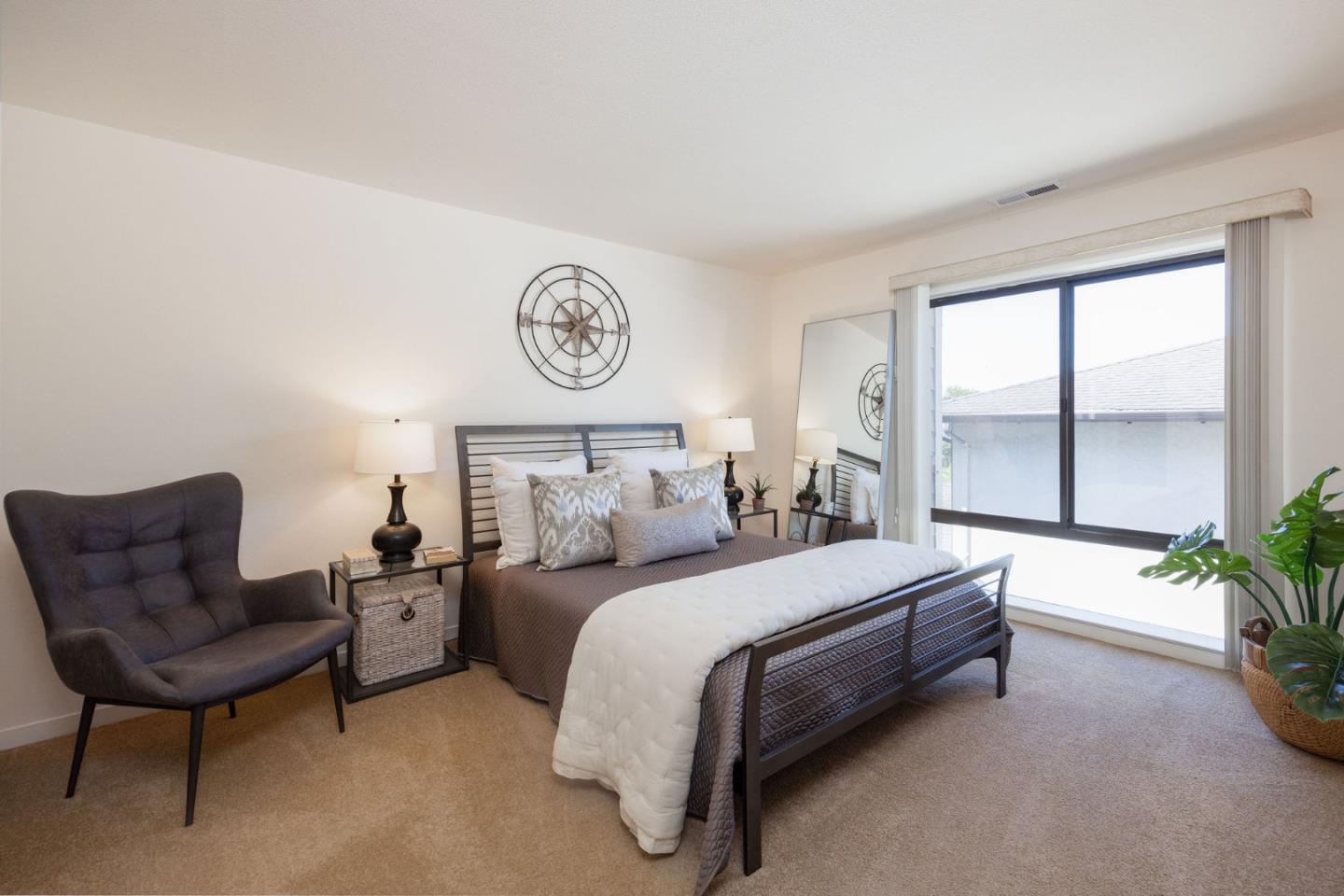 Detail Gallery Image 8 of 19 For 461 Pine Ave #35,  Half Moon Bay,  CA 94019 - 2 Beds | 2 Baths