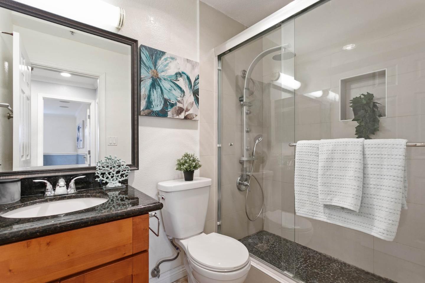 Detail Gallery Image 14 of 27 For 880 E Fremont Ave #410,  Sunnyvale,  CA 94087 - 2 Beds | 2 Baths