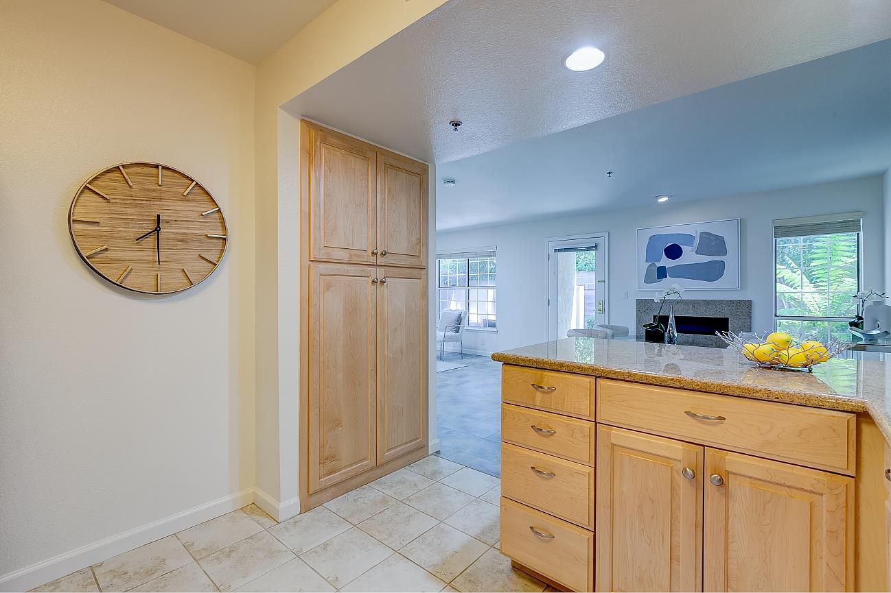 Detail Gallery Image 11 of 27 For 625 E El Camino Real #106,  Sunnyvale,  CA 94087 - 2 Beds | 2/1 Baths