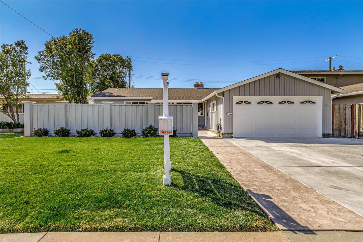 Detail Gallery Image 1 of 1 For 2448 Hart Ave, Santa Clara,  CA 95050 - 3 Beds | 2 Baths