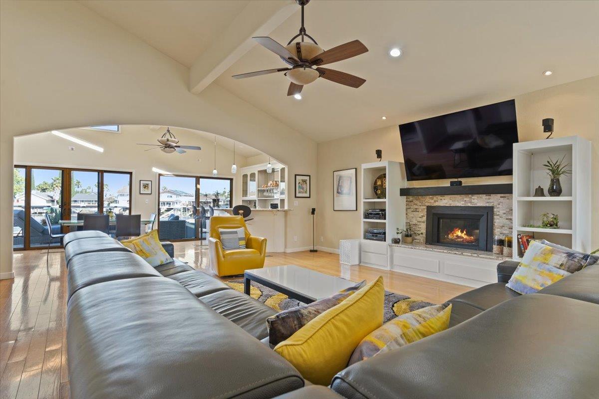 Detail Gallery Image 13 of 45 For 4853 South Pt, Discovery Bay,  CA 94505 - 3 Beds | 2 Baths