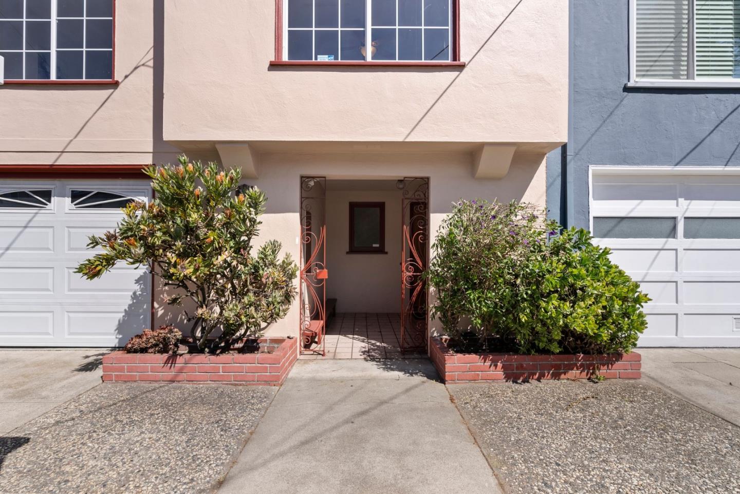 Detail Gallery Image 6 of 38 For 158 Bellevue Ave, Daly City,  CA 94014 - 3 Beds | 2 Baths