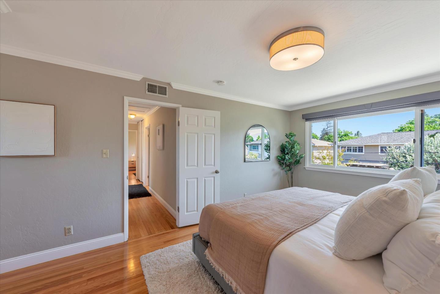 Detail Gallery Image 24 of 40 For 2567 Hill Park Dr, San Jose,  CA 95124 - 4 Beds | 2/1 Baths