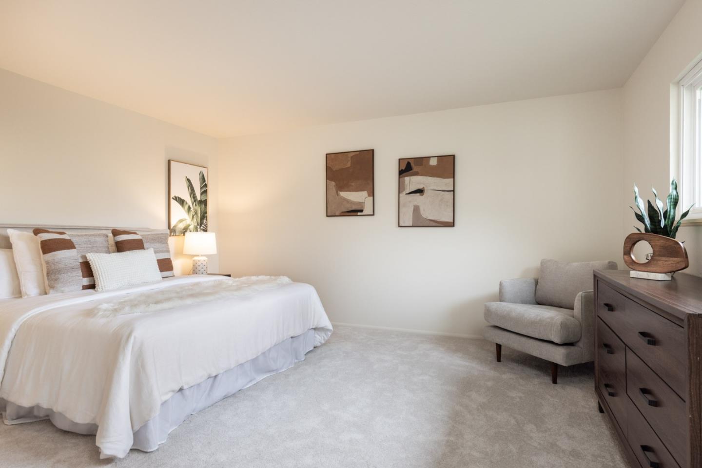 Detail Gallery Image 15 of 19 For 38 Santa Monica Ct, Salinas,  CA 93901 - 4 Beds | 2 Baths