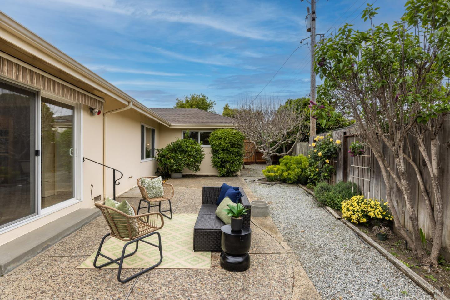 Detail Gallery Image 18 of 19 For 38 Santa Monica Ct, Salinas,  CA 93901 - 4 Beds | 2 Baths