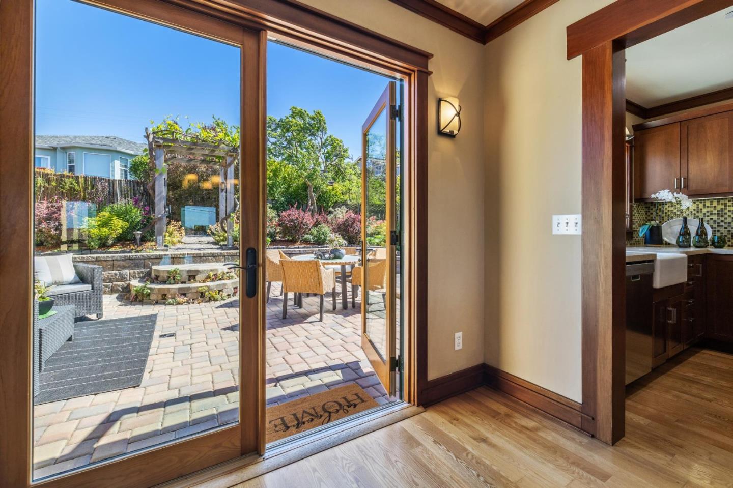 Detail Gallery Image 17 of 51 For 129 Burbank Ave, San Mateo,  CA 94403 - 3 Beds | 2 Baths