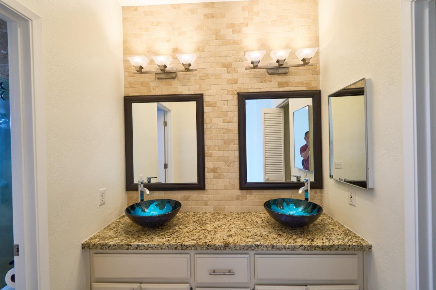 Detail Gallery Image 14 of 22 For 9452 Markfield Way, Sacramento,  CA 95829 - 3 Beds | 2 Baths