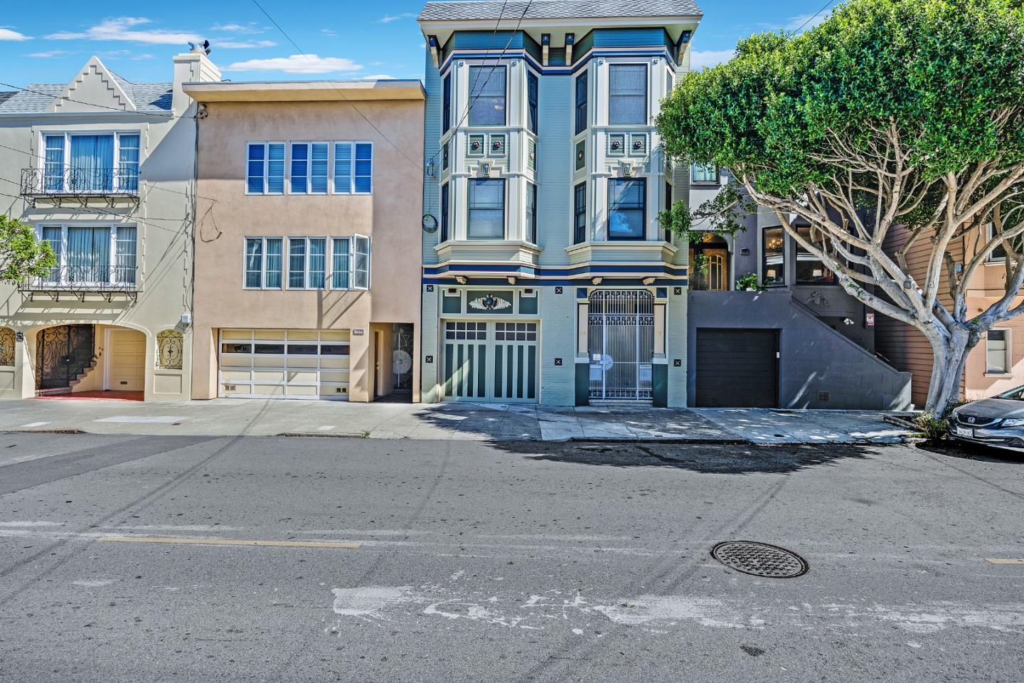 Detail Gallery Image 1 of 32 For 2832-34 Gough St, San Francisco,  CA 94123 - – Beds | – Baths