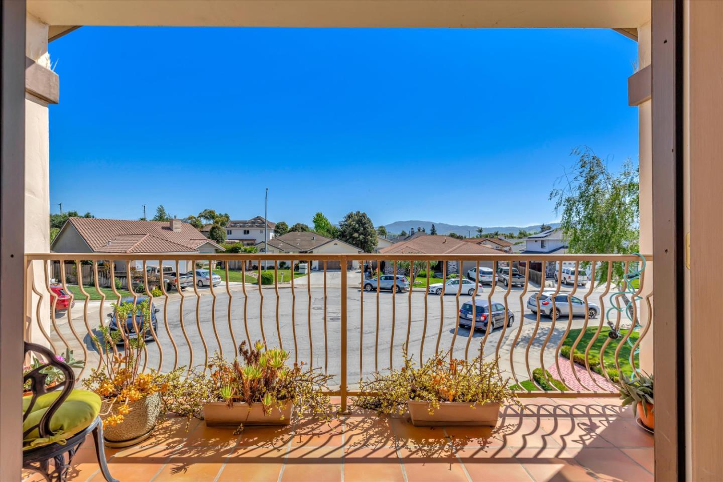 Detail Gallery Image 29 of 32 For 1641 Albion Ct, Hollister,  CA 95023 - 4 Beds | 2/1 Baths