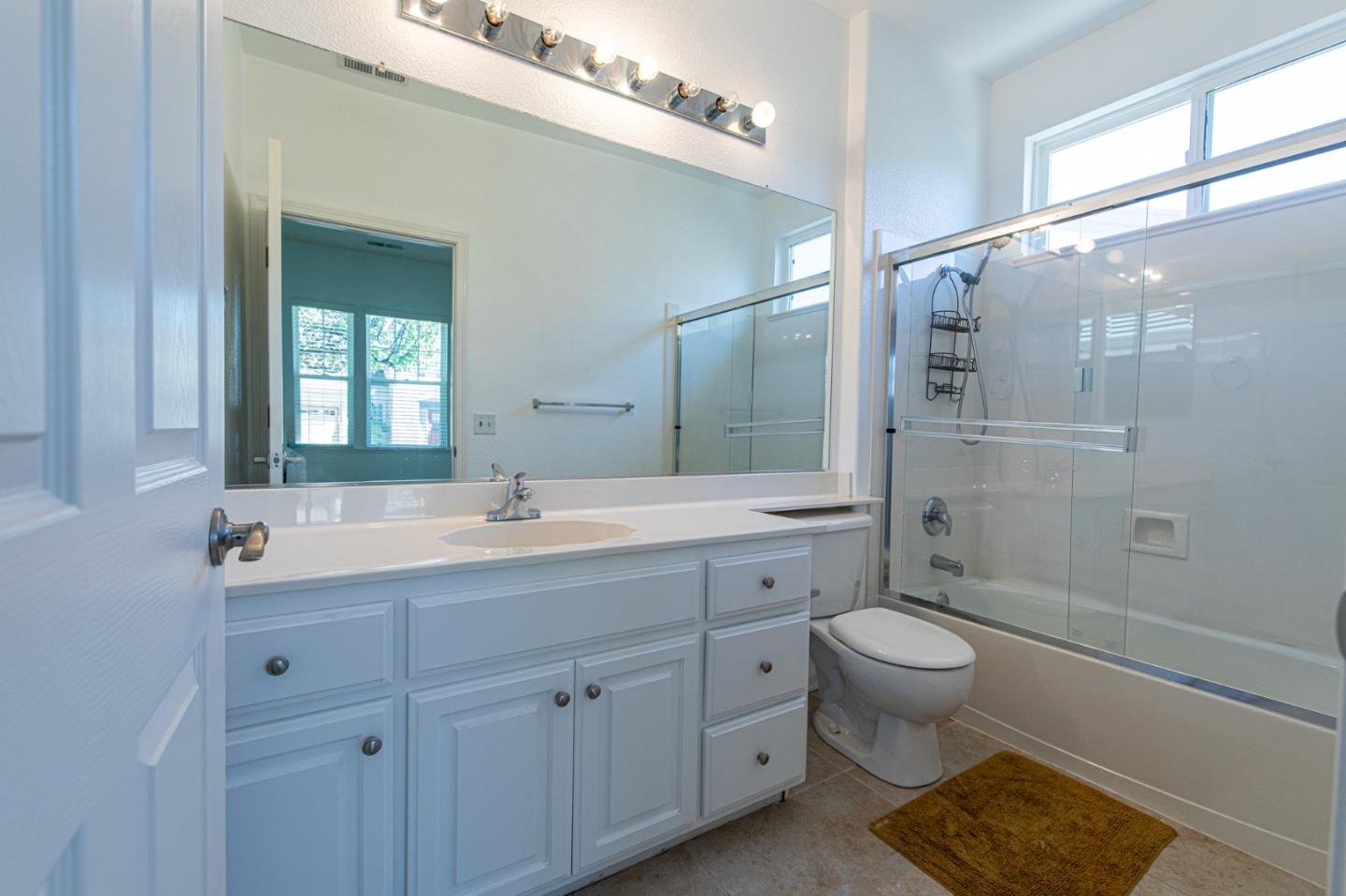 Detail Gallery Image 12 of 25 For 1030 Bismarck Ter, Brentwood,  CA 94513 - 3 Beds | 2/1 Baths