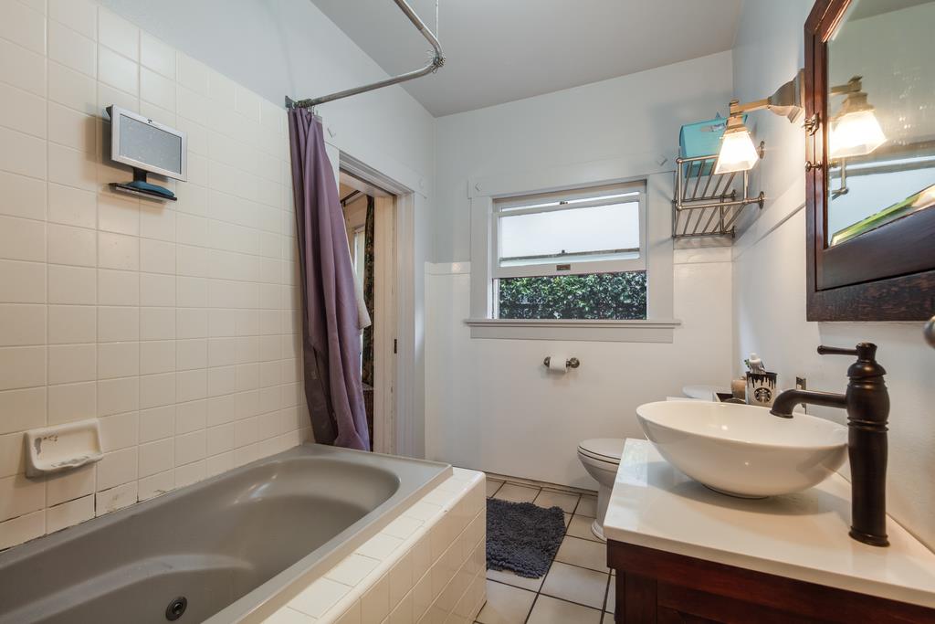 Detail Gallery Image 12 of 17 For 355 S 15th St, San Jose,  CA 95112 - 3 Beds | 1/1 Baths