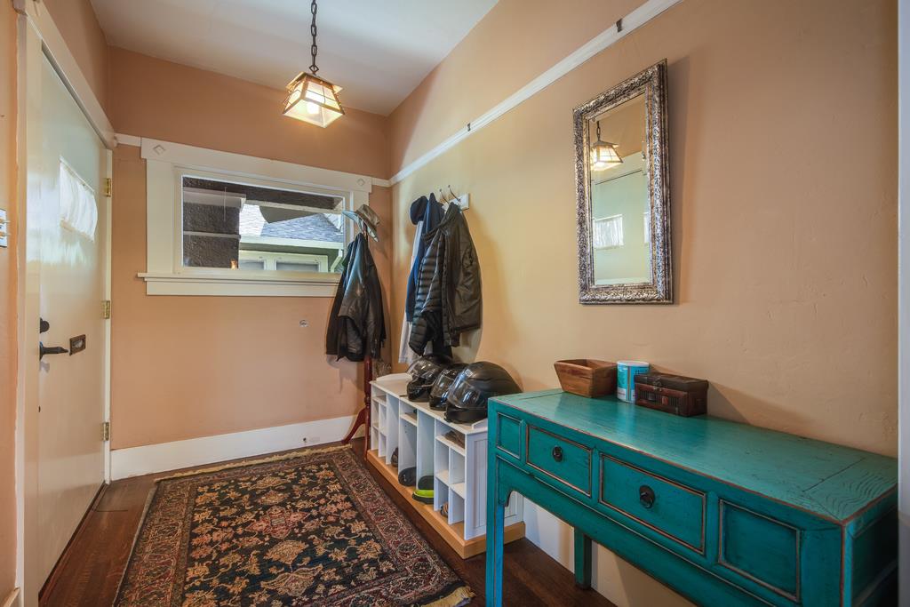 Detail Gallery Image 7 of 17 For 355 S 15th St, San Jose,  CA 95112 - 3 Beds | 1/1 Baths