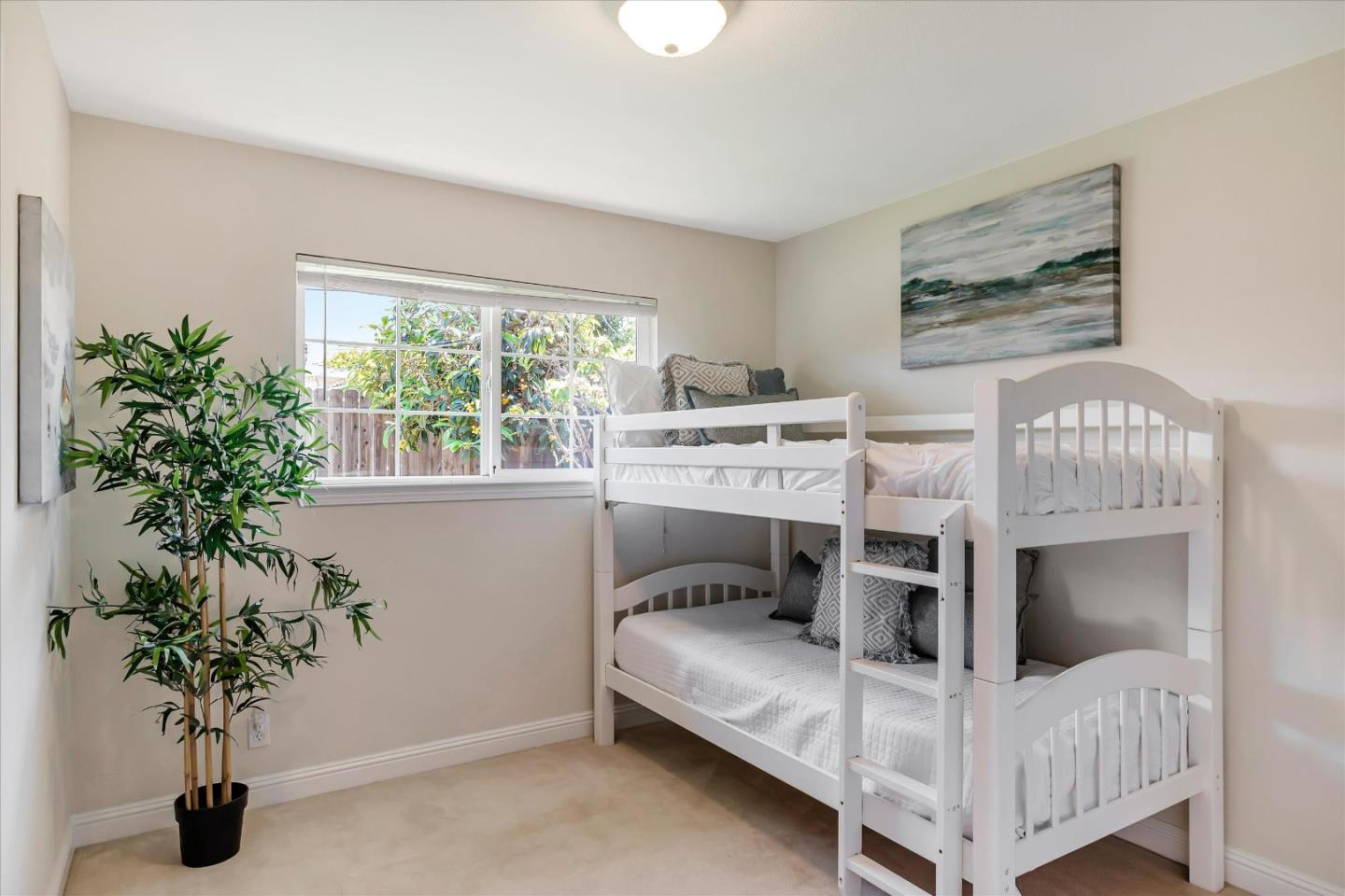 Detail Gallery Image 32 of 42 For 6432 Myrtlewood Dr, Cupertino,  CA 95014 - 4 Beds | 2/1 Baths