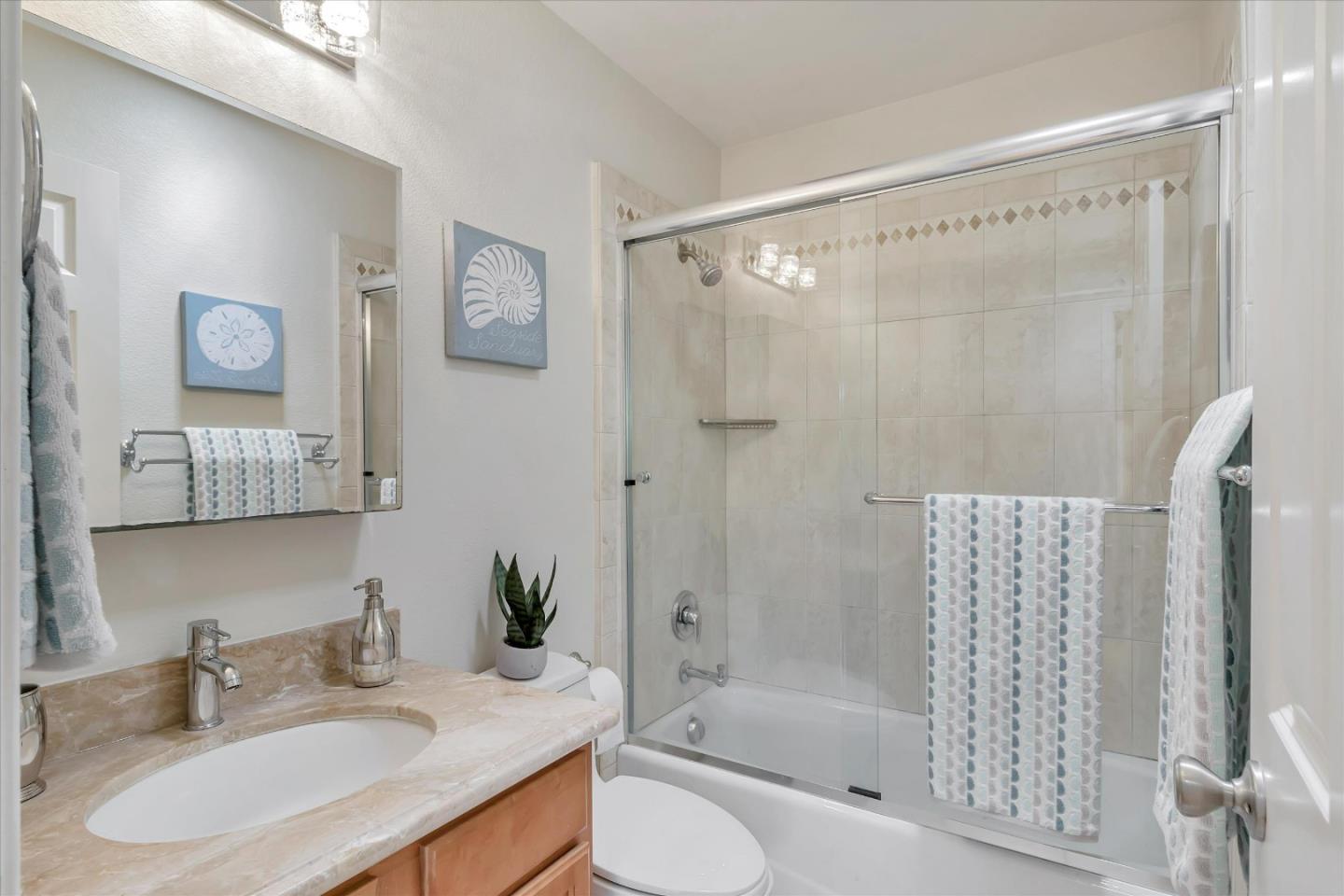 Detail Gallery Image 36 of 42 For 6432 Myrtlewood Dr, Cupertino,  CA 95014 - 4 Beds | 2/1 Baths