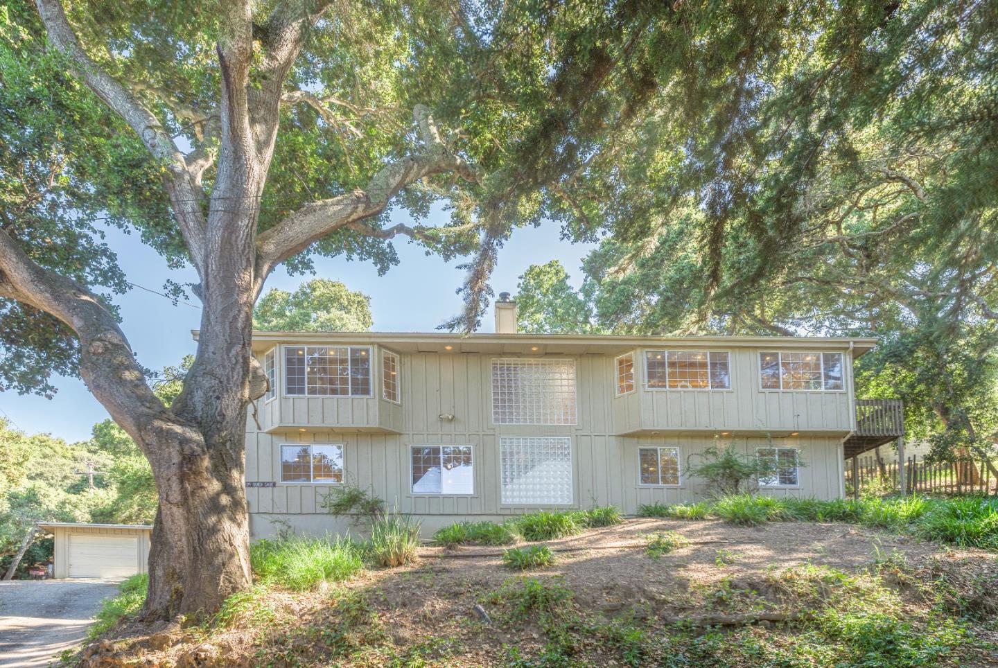 Detail Gallery Image 1 of 1 For 109 Calle De Quien Sabe, Carmel Valley,  CA 93924 - 3 Beds | 3/1 Baths