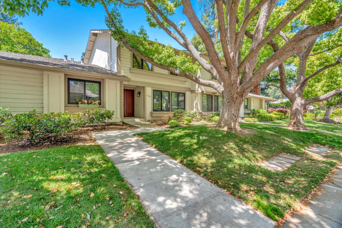 Photo of 1484 Triborough Ln in San Jose, CA