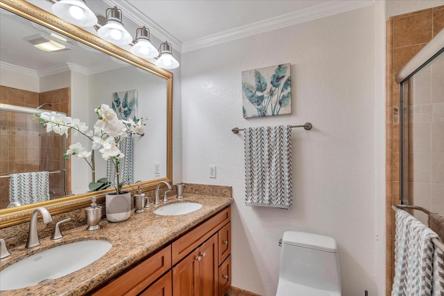 Detail Gallery Image 14 of 22 For 1484 Triborough Ln, San Jose,  CA 95126 - 3 Beds | 1/1 Baths