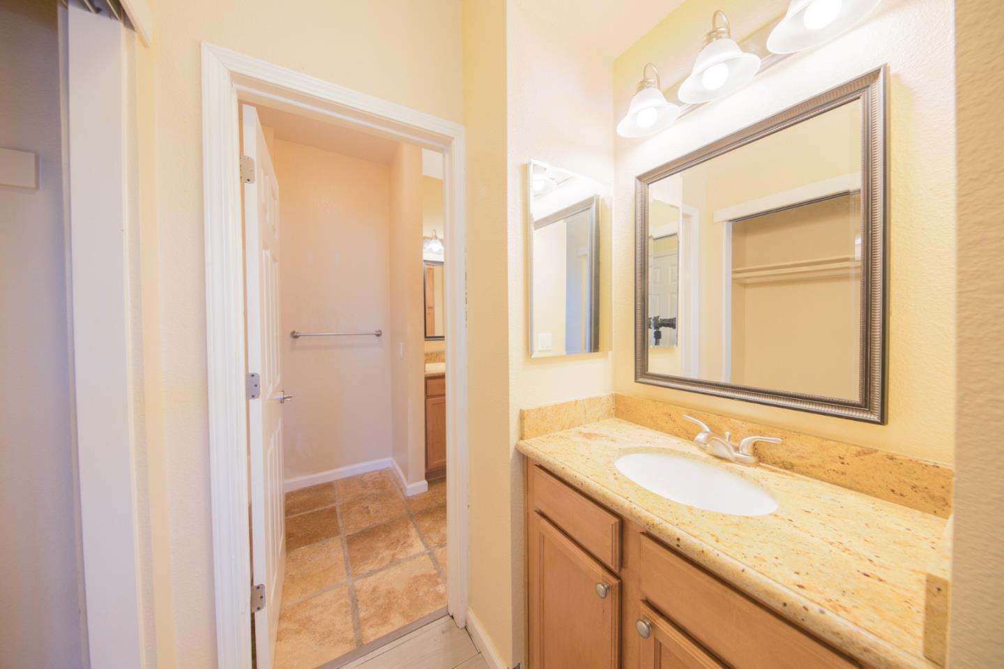 Detail Gallery Image 10 of 19 For 885 Halidon Way #1315,  Folsom,  CA 95630 - 1 Beds | 1 Baths