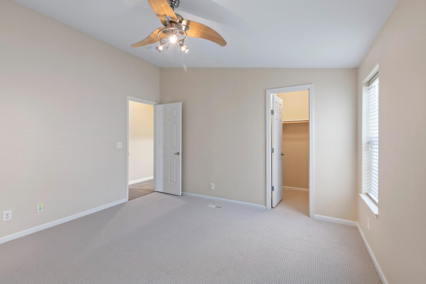 Detail Gallery Image 22 of 38 For 1220 Tasman Dr #59,  Sunnyvale,  CA 94089 - 3 Beds | 2 Baths