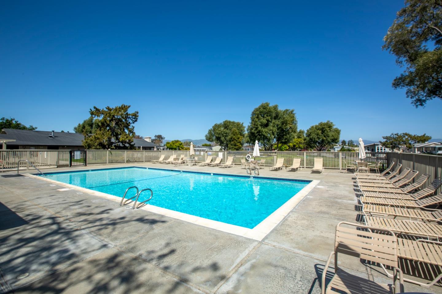 Detail Gallery Image 33 of 38 For 1220 Tasman Dr #59,  Sunnyvale,  CA 94089 - 3 Beds | 2 Baths