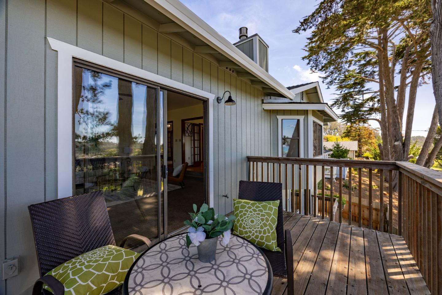 Detail Gallery Image 17 of 45 For 600 California Ave, Moss Beach,  CA 94038 - 4 Beds | 3 Baths
