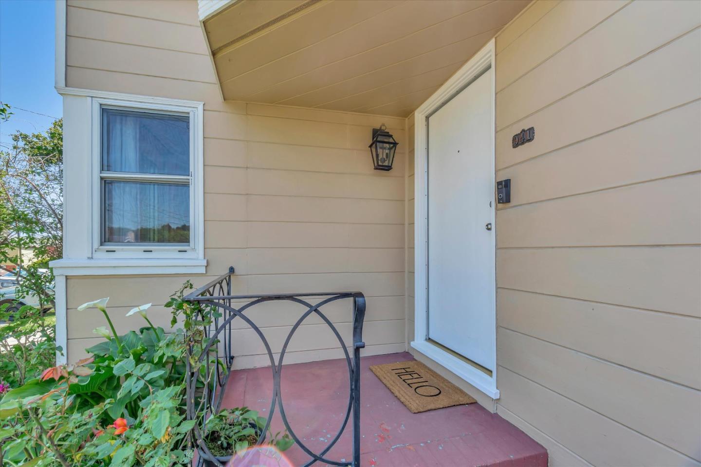 Detail Gallery Image 5 of 44 For 941 Mills Ave, San Bruno,  CA 94066 - 3 Beds | 2 Baths