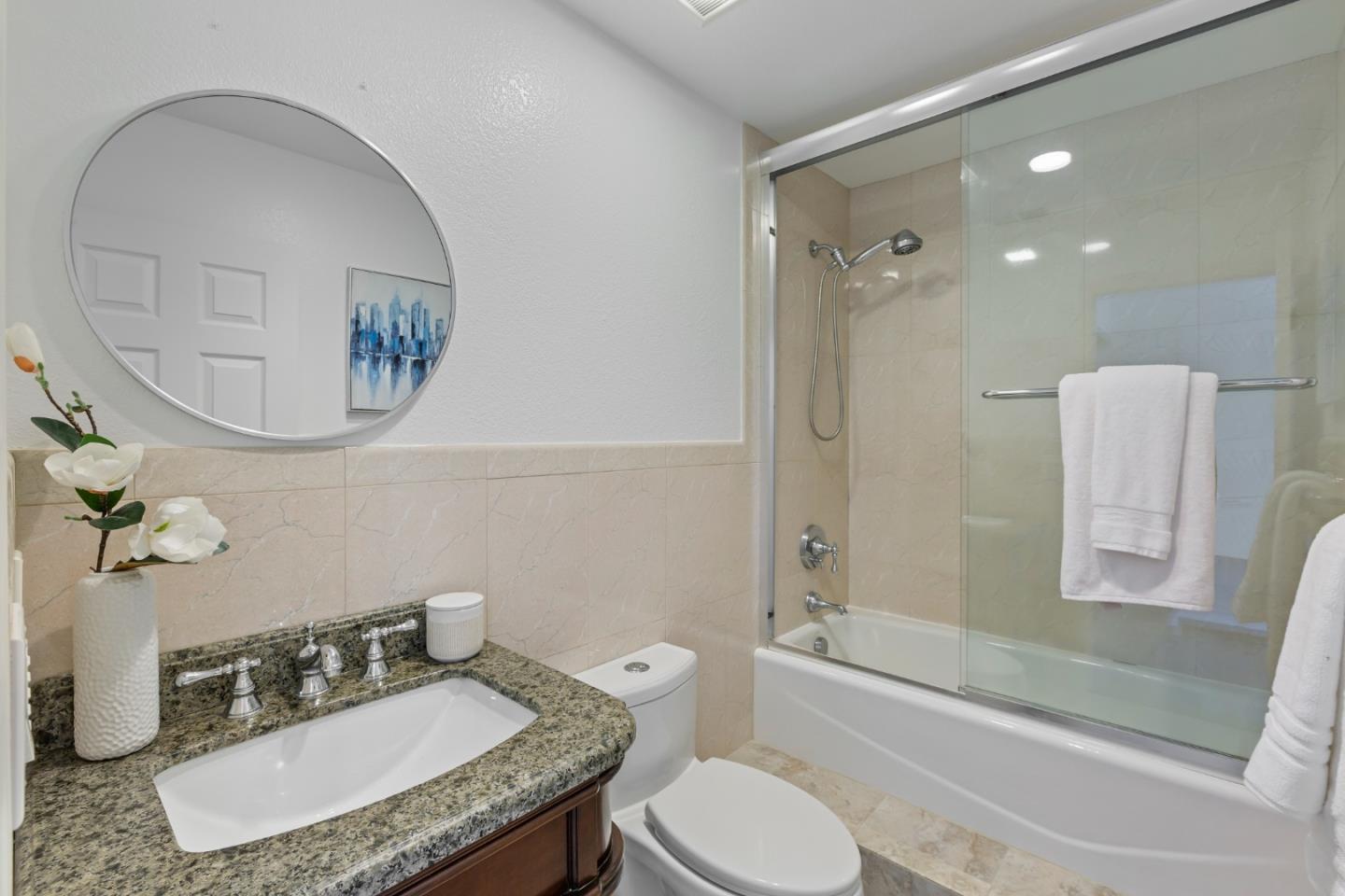 Detail Gallery Image 8 of 61 For 124 Exeter Ave, San Carlos,  CA 94070 - 4 Beds | 3/1 Baths