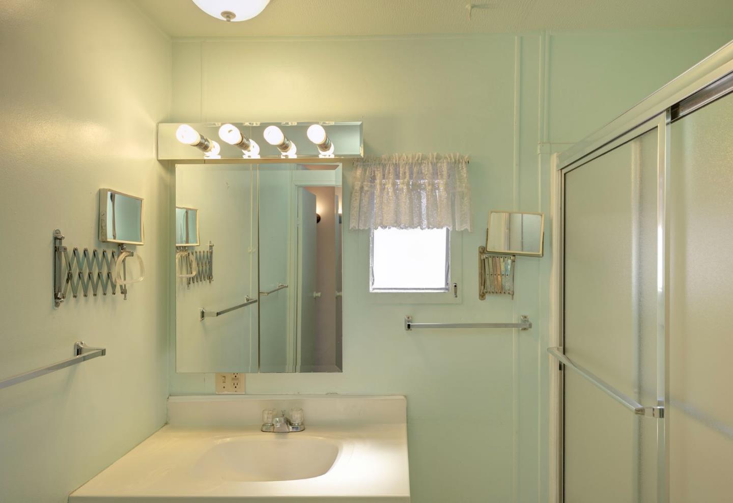 Detail Gallery Image 11 of 18 For 835 Kimball Ave #44,  Seaside,  CA 93955 - 2 Beds | 1/1 Baths