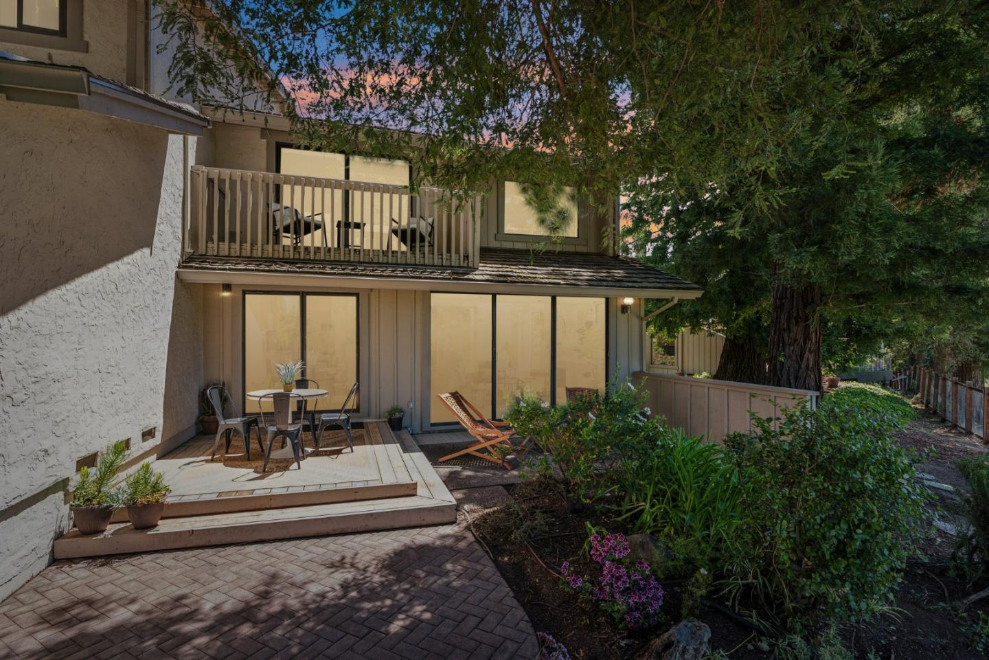 Detail Gallery Image 69 of 92 For 466 Sand Hill Cir, Menlo Park,  CA 94025 - 4 Beds | 2/1 Baths