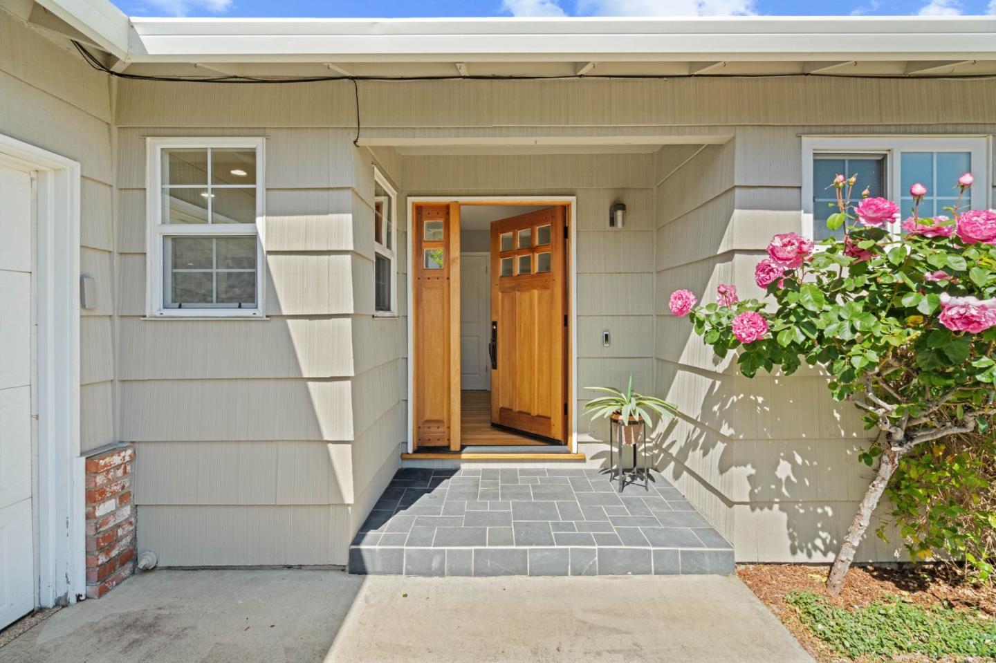 Detail Gallery Image 31 of 38 For 1515 Gilmore St, Mountain View,  CA 94040 - 3 Beds | 2 Baths
