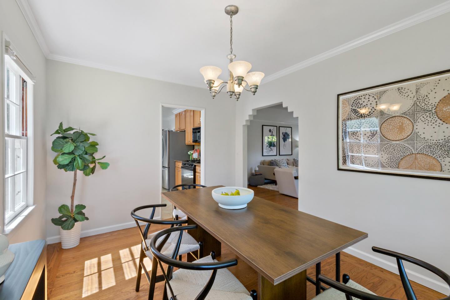 Detail Gallery Image 17 of 42 For 518 Grand St, Redwood City,  CA 94062 - 3 Beds | 2 Baths