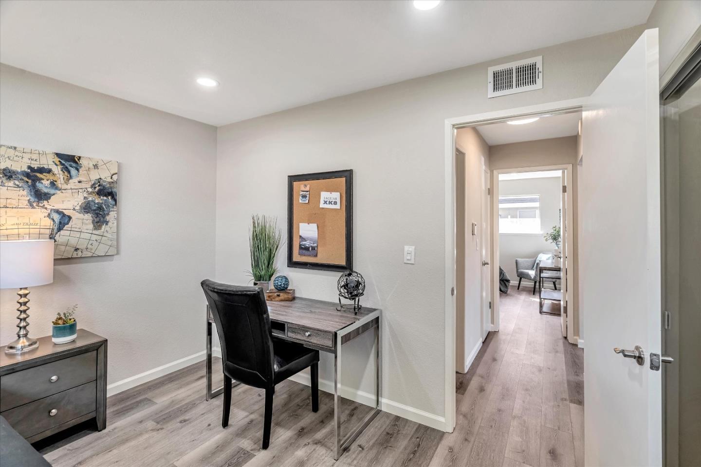 Detail Gallery Image 17 of 30 For 926 Gilchrist Dr #1,  San Jose,  CA 95133 - 2 Beds | 1 Baths