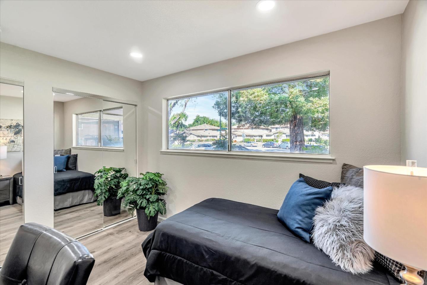 Detail Gallery Image 25 of 30 For 926 Gilchrist Dr #1,  San Jose,  CA 95133 - 2 Beds | 1 Baths