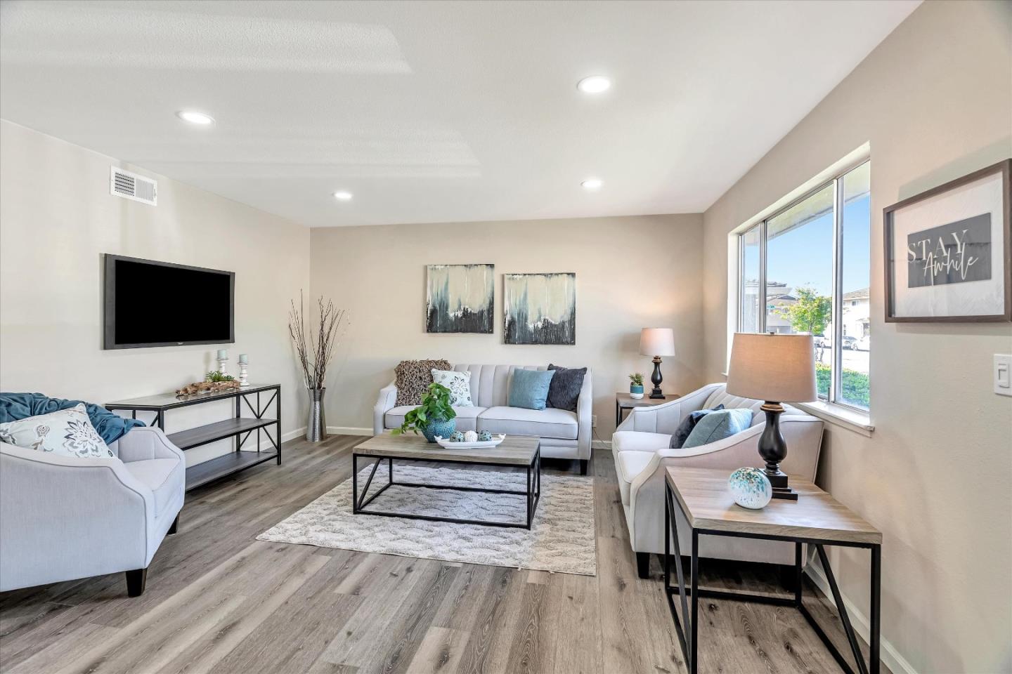 Detail Gallery Image 5 of 30 For 926 Gilchrist Dr #1,  San Jose,  CA 95133 - 2 Beds | 1 Baths