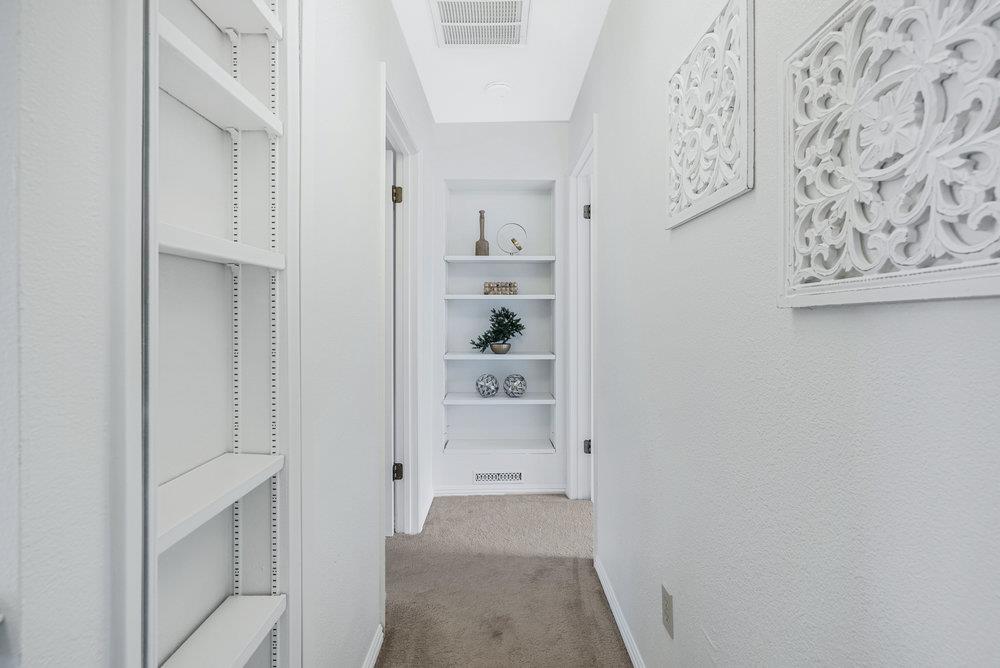 Detail Gallery Image 18 of 41 For 180 Gibson Dr #30,  Hollister,  CA 95023 - 2 Beds | 2/1 Baths