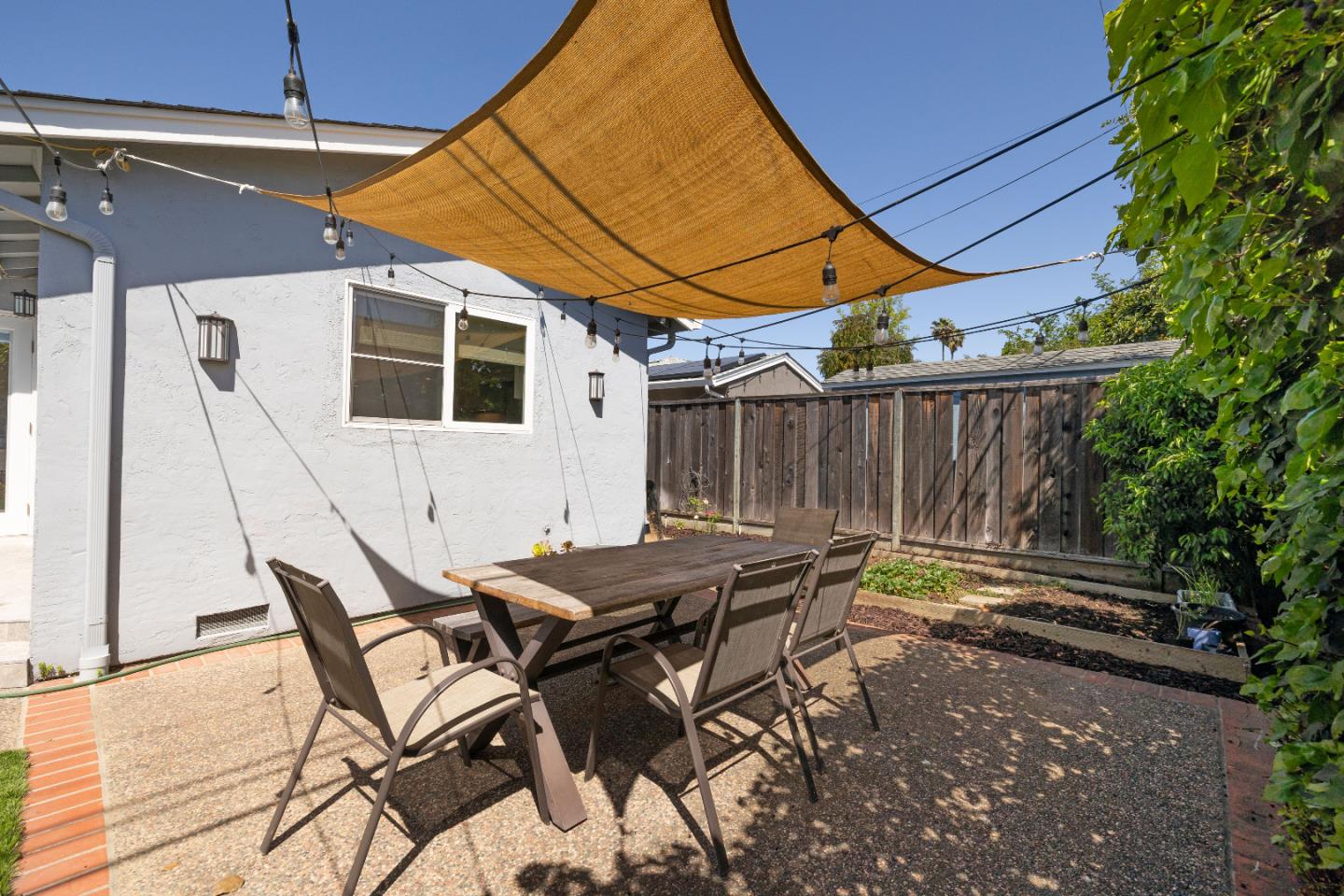 Detail Gallery Image 29 of 42 For 2620 Meta Dr, San Jose,  CA 95130 - 3 Beds | 2 Baths