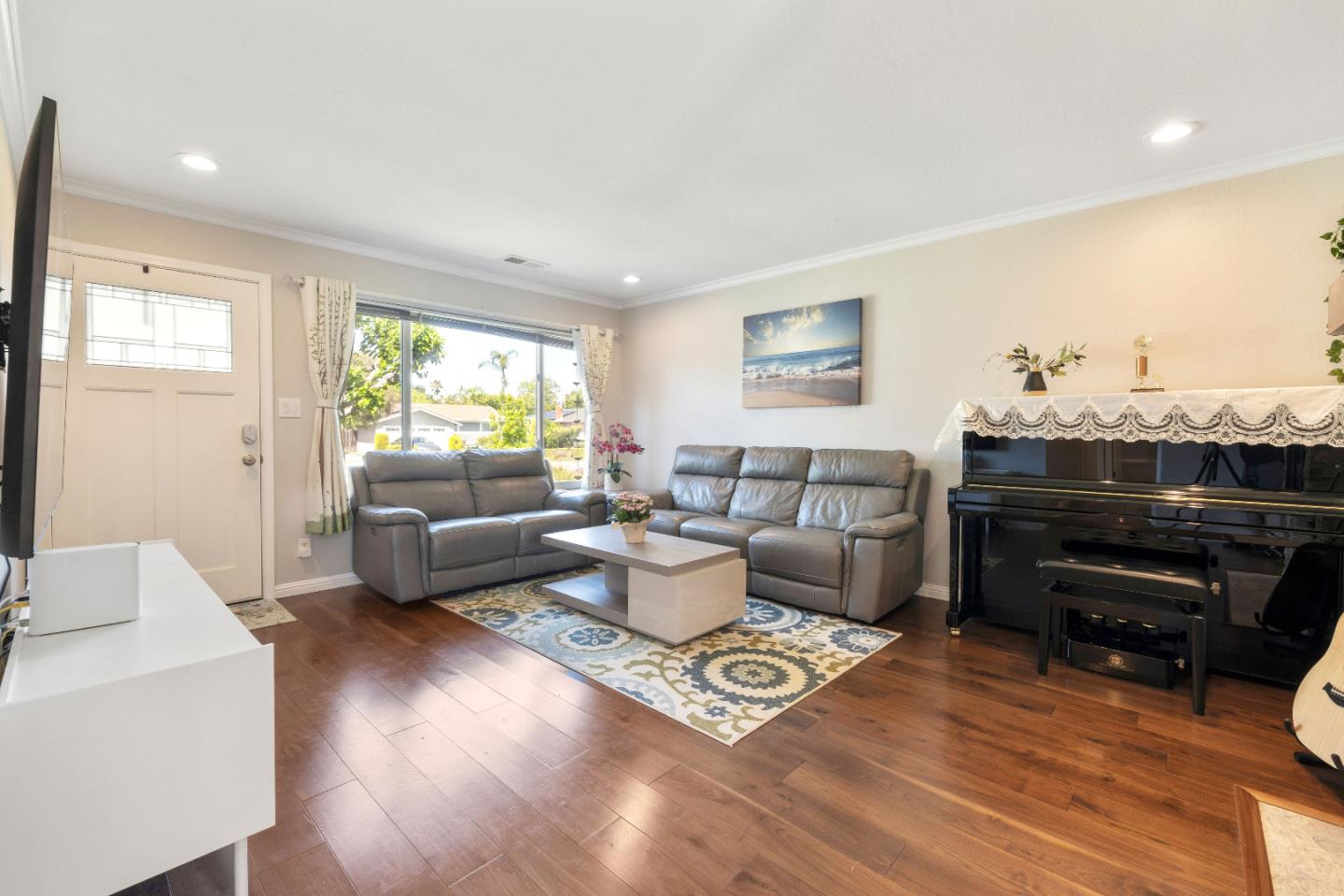 Detail Gallery Image 7 of 42 For 2620 Meta Dr, San Jose,  CA 95130 - 3 Beds | 2 Baths