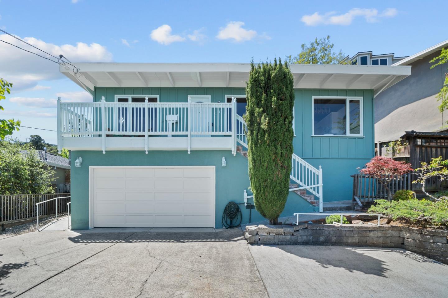 Photo of 1717 Hillman Ave in Belmont, CA
