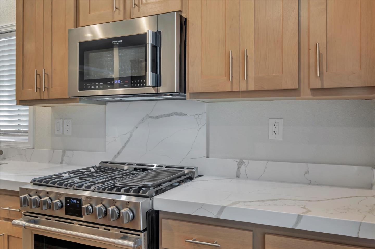 Detail Gallery Image 20 of 38 For 1050 Borregas Ave #115,  Sunnyvale,  CA 94089 - 3 Beds | 2 Baths