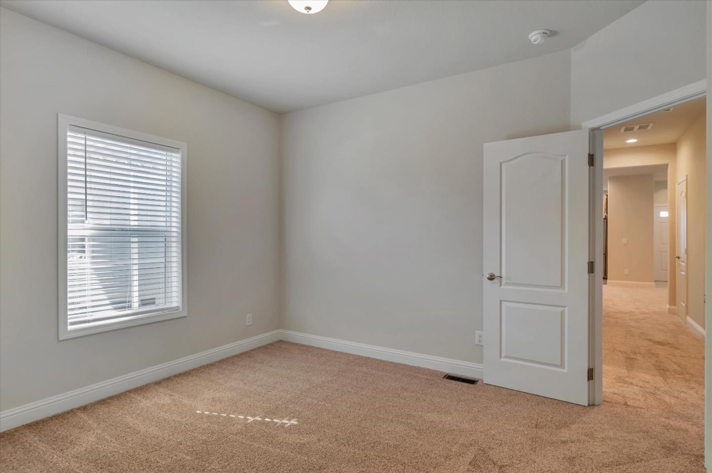 Detail Gallery Image 27 of 38 For 1050 Borregas Ave #115,  Sunnyvale,  CA 94089 - 3 Beds | 2 Baths