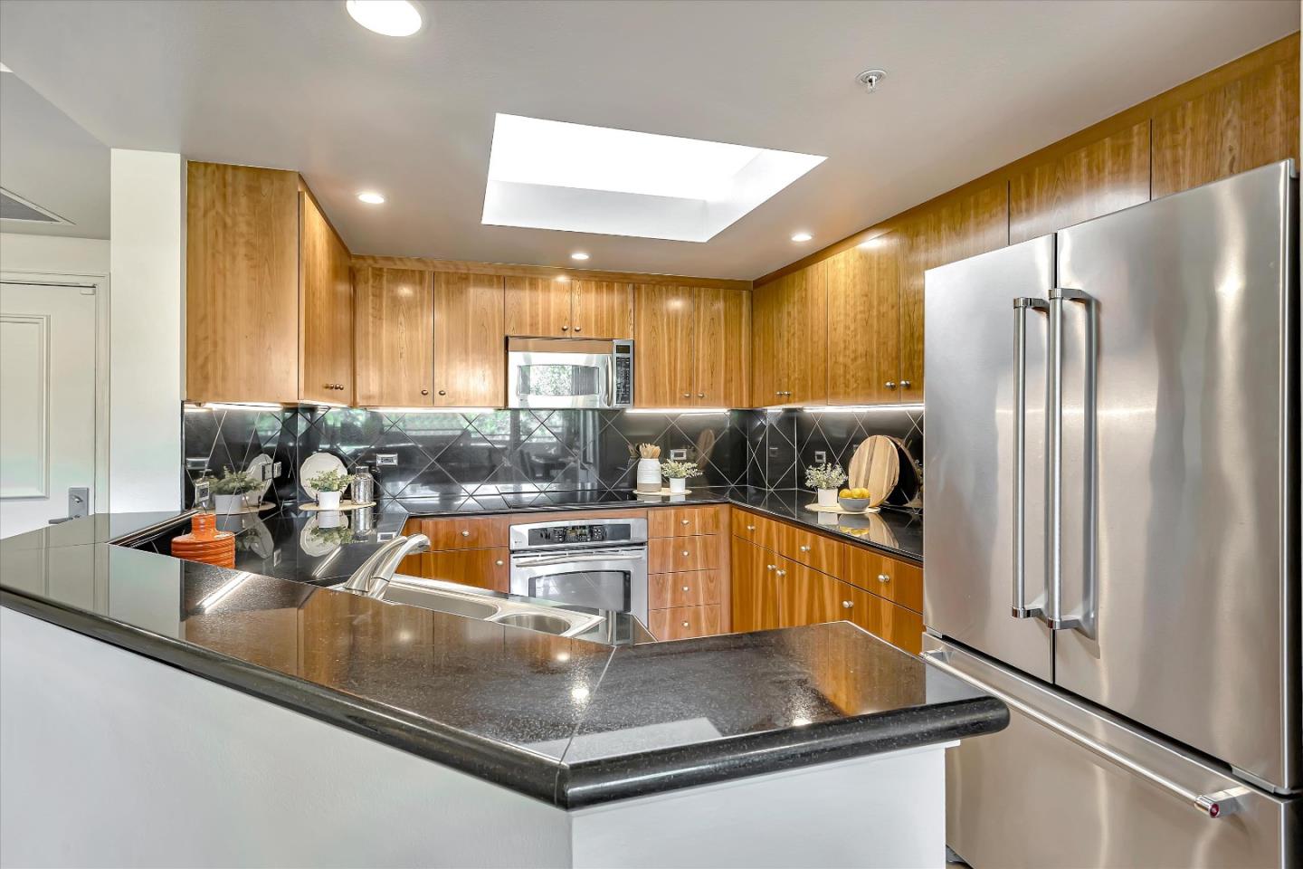 Detail Gallery Image 12 of 50 For 46 W Julian St #419,  San Jose,  CA 95110 - 2 Beds | 2 Baths
