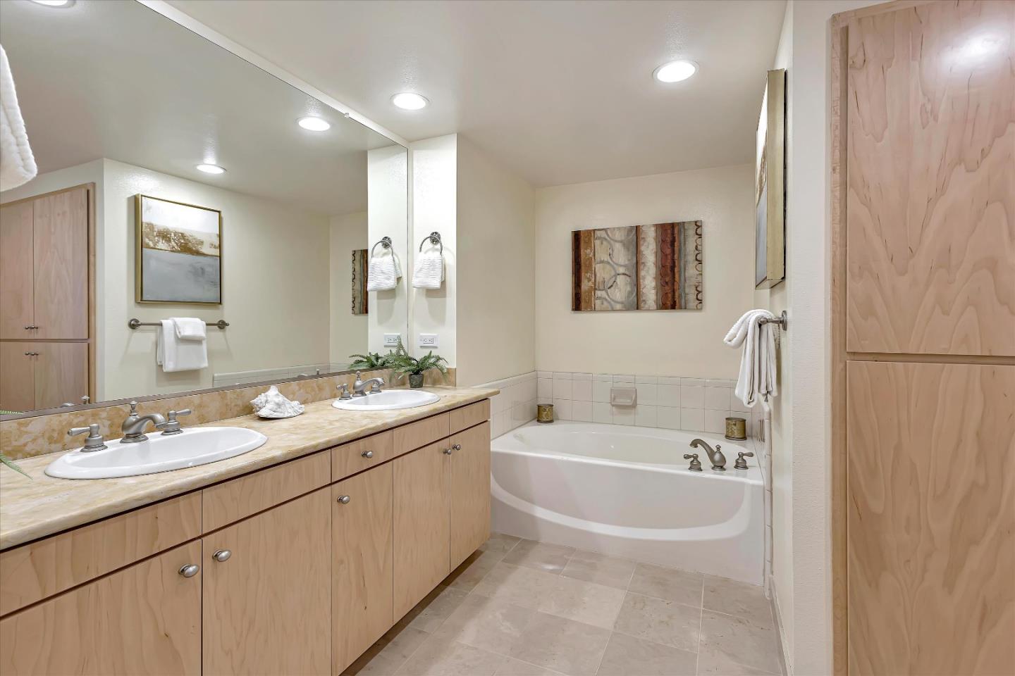 Detail Gallery Image 22 of 50 For 46 W Julian St #419,  San Jose,  CA 95110 - 2 Beds | 2 Baths