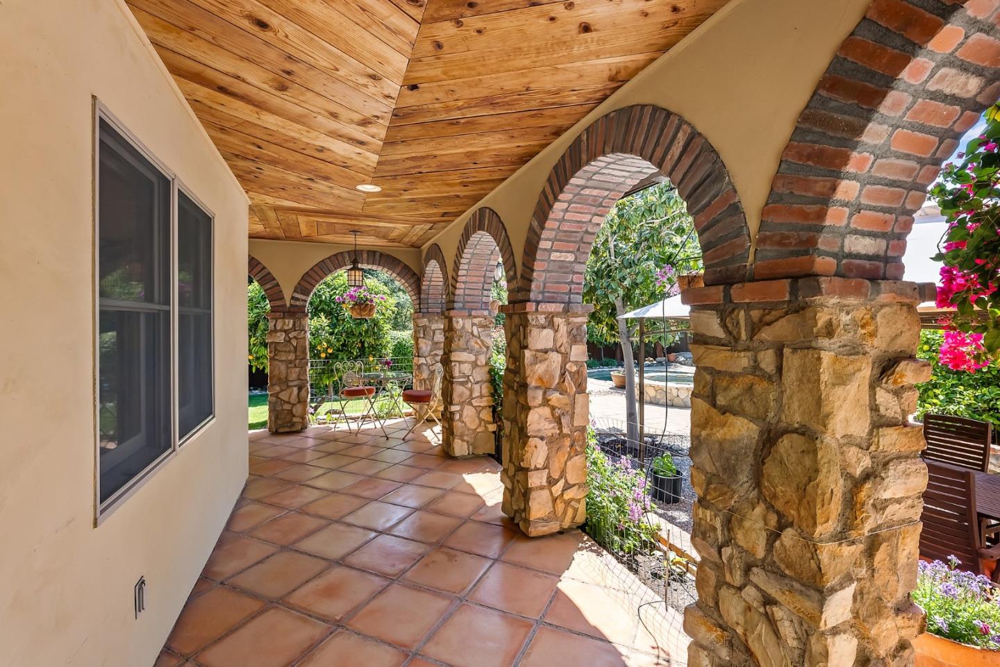 Detail Gallery Image 51 of 68 For 17800 Daves Ave, Monte Sereno,  CA 95030 - 6 Beds | 4/2 Baths