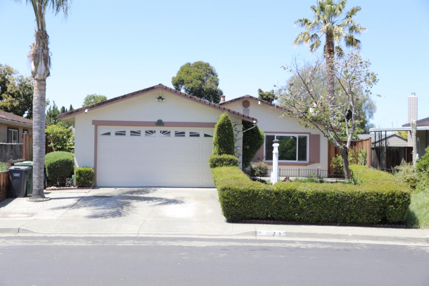 Detail Gallery Image 1 of 1 For 23 Greentree Cir, Milpitas,  CA 95035 - 3 Beds | 2 Baths