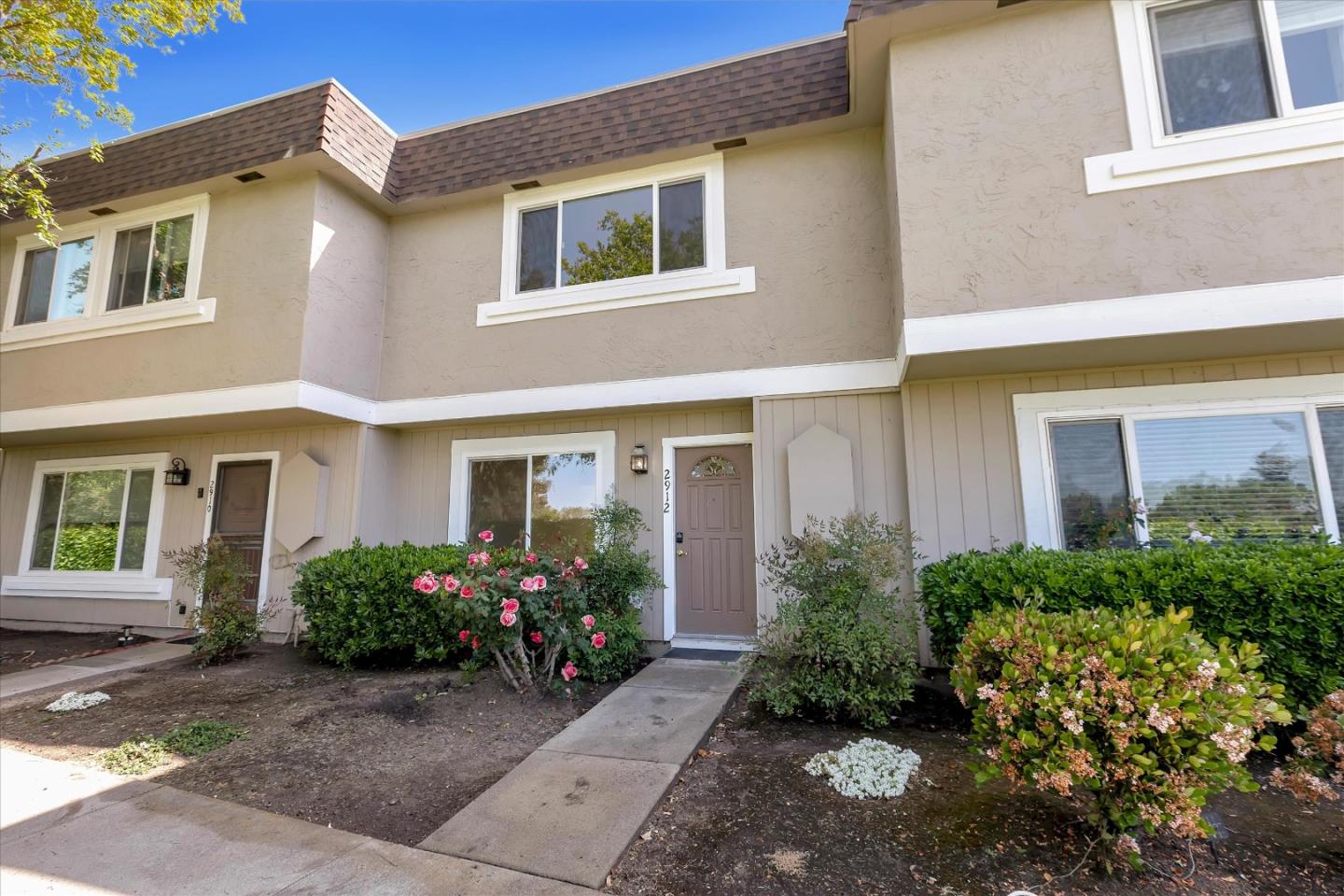 Detail Gallery Image 2 of 13 For 2912 Lambeth Ct, San Jose,  CA 95132 - 3 Beds | 1/1 Baths