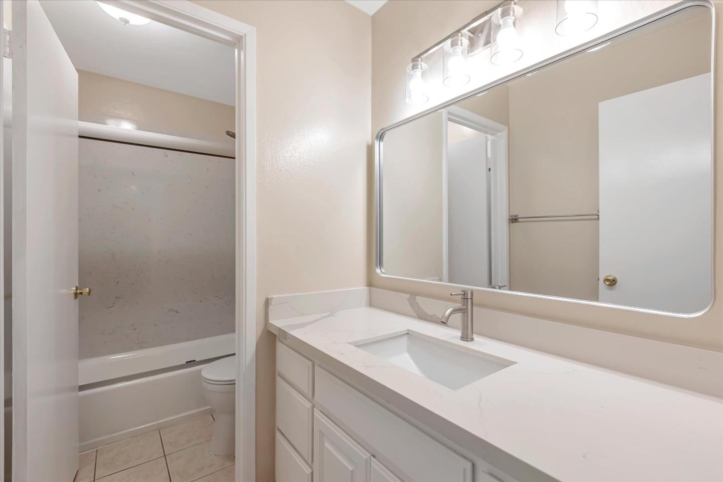 Detail Gallery Image 29 of 57 For 2912 Lambeth Ct, San Jose,  CA 95132 - 3 Beds | 1/1 Baths